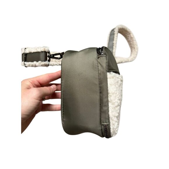 NEW House Of Harlow Sling Backpack Sherpa Nylon Olive Green Cream - Picture 3 of 15